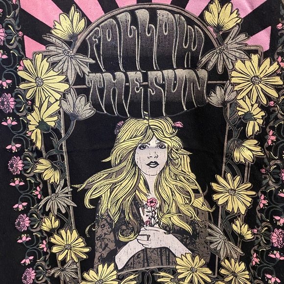 SOLD OUT Stevie Nicks Follow the Sun Graphic Band Tee - Picture 4 of 4